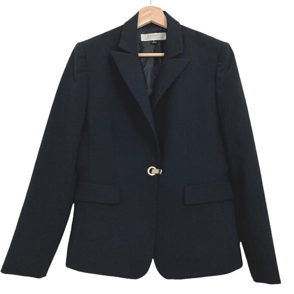 TAHARI Arthur S. Levine Black Blazer with Silver Clasp Closure - Picture 1 of 9